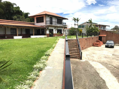 Imagen 16 de 25 de Casa En Venta Urb Oripoto El Hatillo