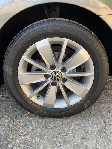 Volkswagen Jetta 2.0 Tdi L4 T Diesel Nave B A C At