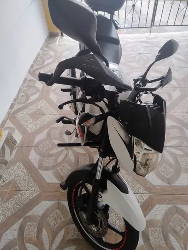 Pulsar 135