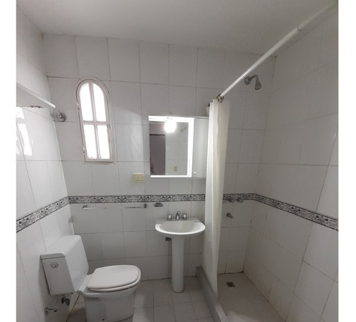 Imagen 10 de 18 de Venta Ph 2 Ambientes En Castelar Sur Oportunidad!!