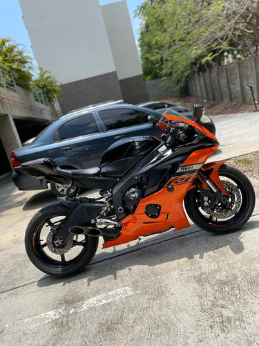 Yamaha R6