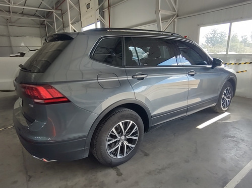 Imagen 6 de 15 de Volkswagen Tiguan Allspace 2018 1.4 Tsi Trendline 150cv Dsg