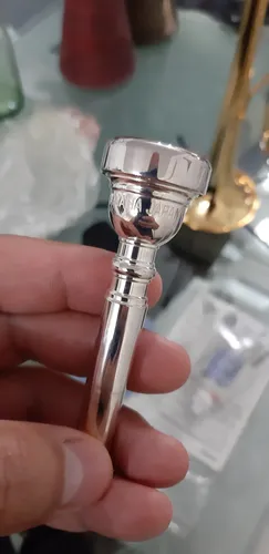 Vendo Trompeta Yamaha Dorada