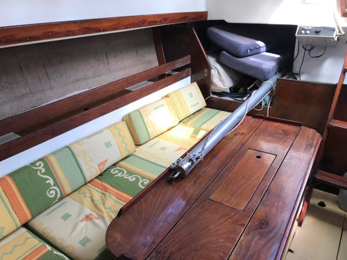 Velero Navaltec 27 Volvo 8hp Dsl