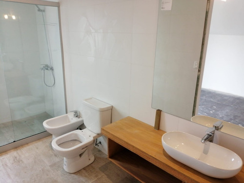 Excelente Casa Estrenar 1 Cuadra De La Playa 3 Dorm.,4baños