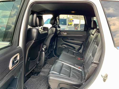 Imagen 6 de 15 de Jeep Grand Cherokee 2015 3.6 Limited 4x2 Mt