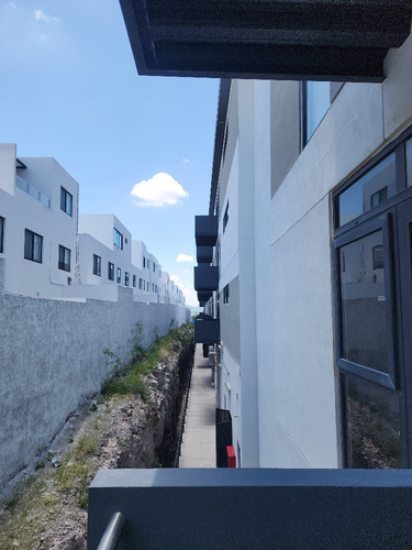Suite Universitaria Xentric Anahuac En Venta En Zibata