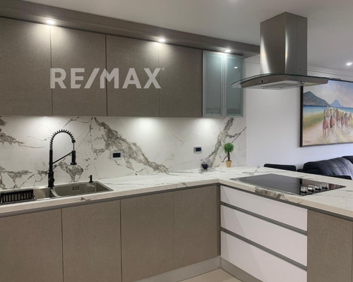Town House En Venta, Conjunto Colinas Del Ángel, Agua De Vaca, Maneiro, Isla De Margarita.