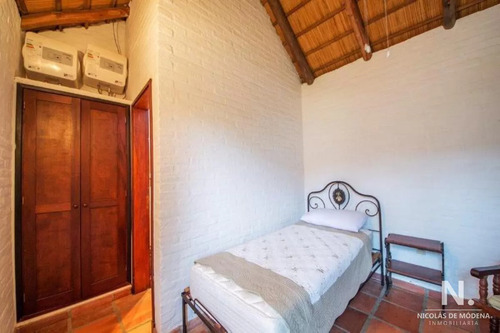 Propiedad En Venta En La Barra A Una Cuadra Y Media Del Mar