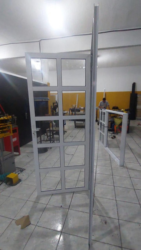 Porta Balcão 2 Fls C/ Tela Mosquiteiro E Porta Giro Francesa Branco