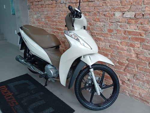 Imagem 15 de 17 de Honda Biz 125 2018 / 2018 ** Único Dono * Conservada **