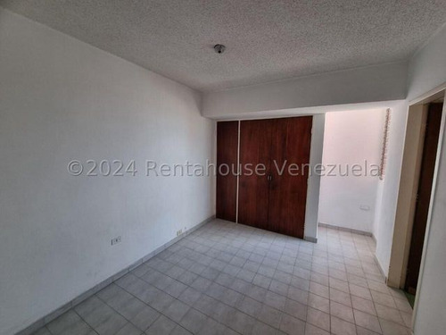 Milagros Inmuebles Apartamento Venta Barquisimeto Lara Zona Centro Economica Residencial Economico Código Inmobiliaria Rent-a-house 25-6583
