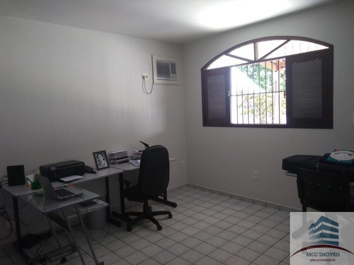 Casa A Venda Em Ponta Negra A 150m Do Praia Shopping