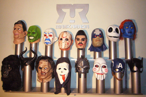 Máscara De Látex Ricardo Fort Disfraz Halloween
