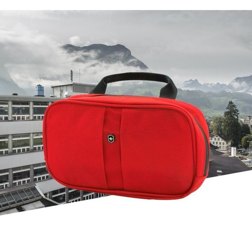 Neceser Victorinox Overnight Essentials Kit (31173101) Color Rojo