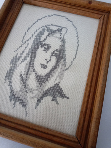 Hermoso Cuadro Con Virgen En Punto De Cruz Hecho A Mano (Usado)