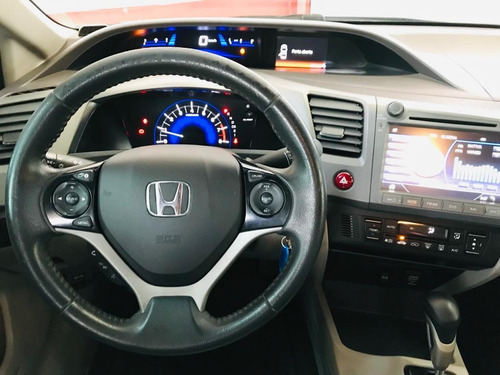 Imagem 11 de 12 de Honda Civic Civic Sedan Lxs 1.8/1.8 Flex 16v Aut. 4p Flex A