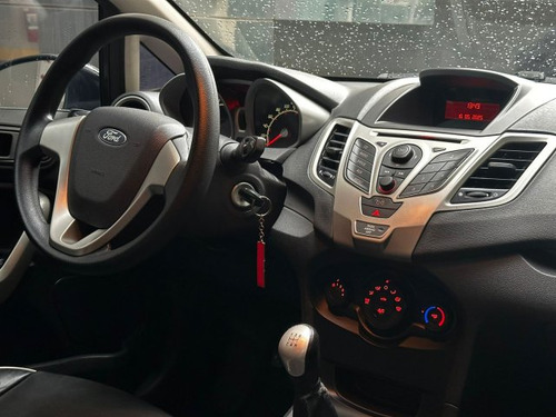 Ford Fiesta Sedan Fiesta Sedan 1.6 MPI SEDAN 8V FLEX 4P MANUAL