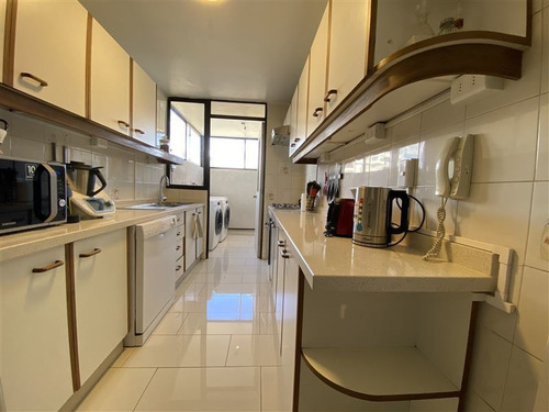 Departamento En Arriendo De 3 Dorm. En Vitacura