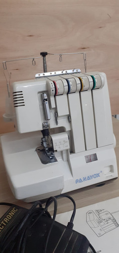 Máquina De Coser Overlock Familiar Panavox 482 Usada