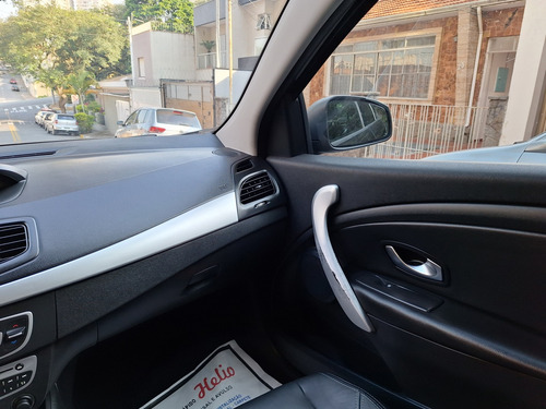 Renault Fluence 2.0 DYNAMIQUE 16V FLEX 4P AUTOMÁTICO