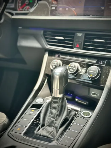 Volkswagen Jetta 1.4 Tsi R-line