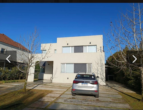 Casa  En Venta En Los Lagos, Nordelta, Tigre