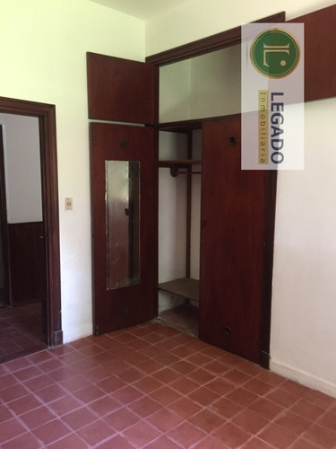 Destacada Residencia En Venta En Parque Del Plata