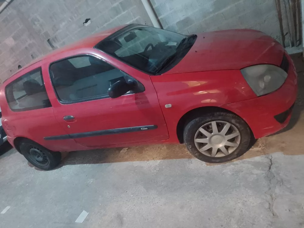 Renault Clio 1.0 8v Authentique Plus 3p