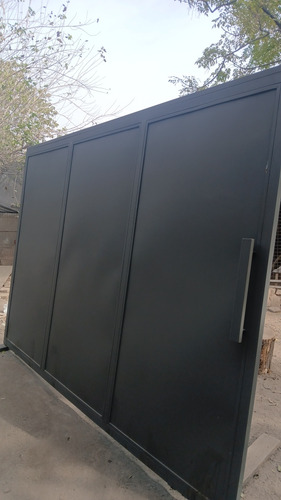 Portón Y Puerta