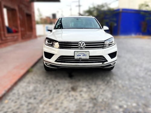 Volkswagen Touareg 3.0 V6 Tdi At