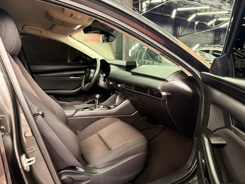 Mazda 3 2.0 Prime