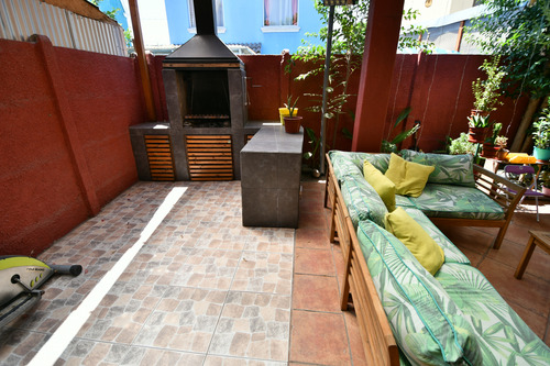 Venta Casa Aislada 5d 3b Conominio Mtro Monte Tabor Maipu