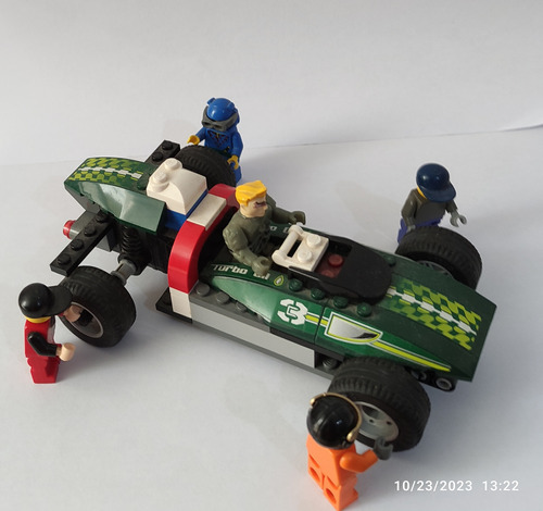 Pits Lego