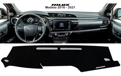 Cubretablero Bordado Toyota Hilux Modelo 2021