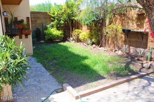 Imagen 11 de 14 de Puerta Real, Casa Con 3 Recamaras, Amueblada Qh8 21-34445