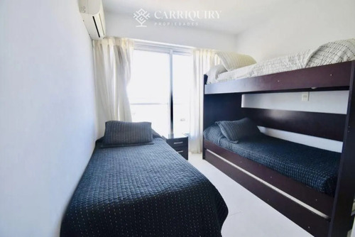 Apartamento En Alquiler Temporario Playa Mansa 2 Dormitorios Seasons Tower