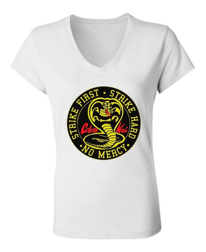 Remera Mujer Escote V - Cobra Kai No Mercy