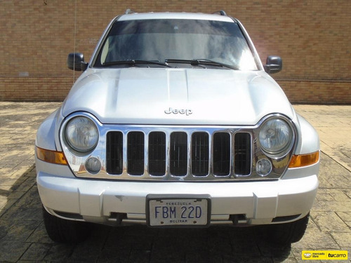 Jeep Cherokee 4x4 - Automática