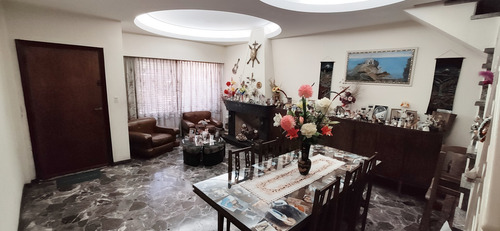 Imagen 3 de 30 de Venta Casa 5 Ambientes Terraza Parrilla V. Lugano