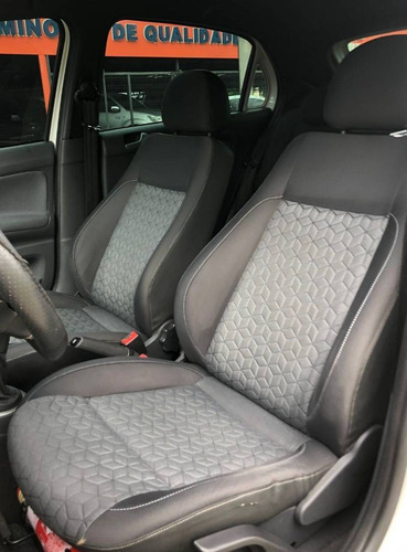 Imagem 10 de 10 de Volkswagen Gol 1.0 Mi Track 8v Flex 4p Manual