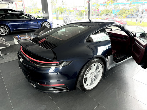 Porsche 911 3.0 Carrera Coupe Pdk At