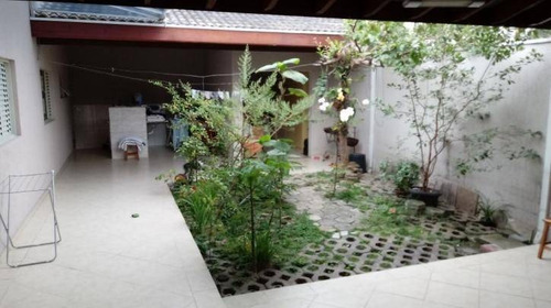 Imagem 12 de 18 de Belo Imóvel - Jardim Externo - Ca0267