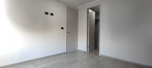 Arriendo Dpto 1 Dormitorios 1 Baño Terraza Metro Lo Ovalle