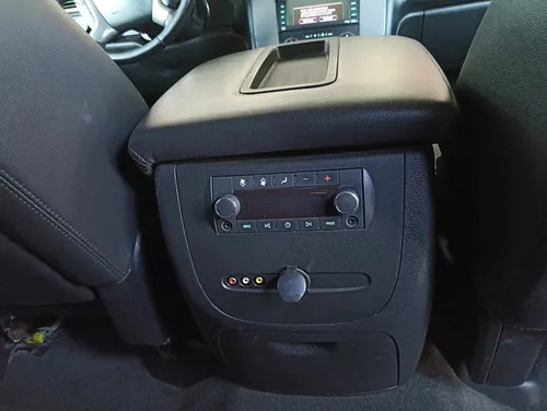 Chevrolet Tahoe E Suv Piel Cd 2a Fila Asientos 4x4 At
