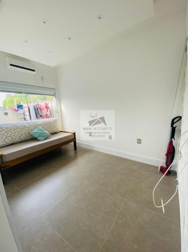 Imagem 16 de 30 de Casa A Venda No Bairro Ingleses Do Rio Vermelho Em - 3600-1