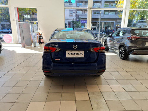 Imagen 4 de 25 de Nissan Versa 1.6 Sense Cvt