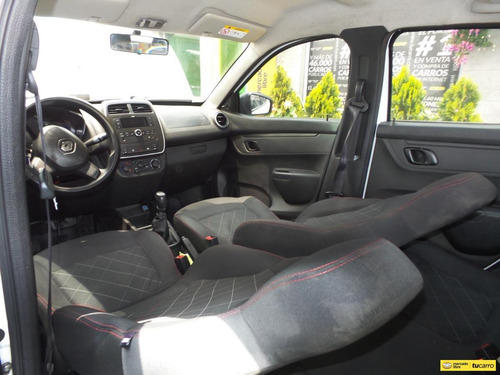 Imagen 22 de 25 de Renault Kwid Zen