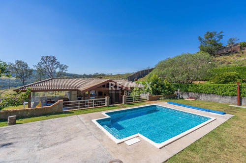 Imagem 1 de 30 de Casa Com 3 Quartos À Venda, Sendo 3 Suítes 537 M² De Área Construída Por R$ 2.170.000 - Cond. Moinho Do Vento - Valinhos/sp- Á 15 Min. Do Porto Seguro - Ca7594