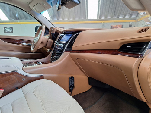 Cadillac Escalade 6.2 Platinum At Ed Especial De Bello Van